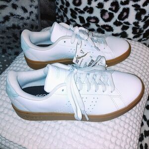 Womens Advantage 2.0 Adidas white size 8 BNWT